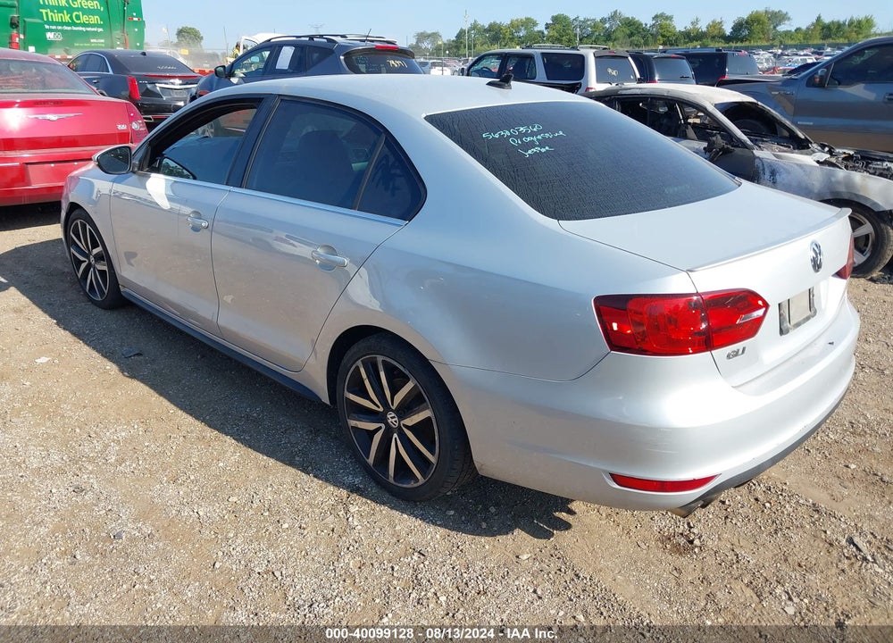 2013 VOLKSWAGEN JETTA GLI AUTOBAHN VIN: 3VW4A7AJ2DM227110