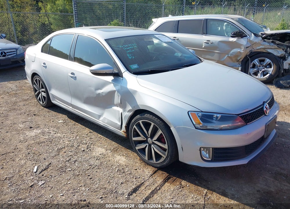 2013 VOLKSWAGEN JETTA GLI AUTOBAHN VIN: 3VW4A7AJ2DM227110