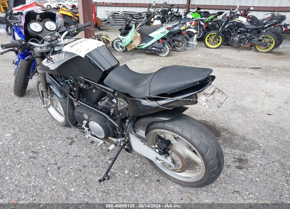 2000 BUELL LIGHTNING X1 VIN: 4MZSS11J0Y3202052
