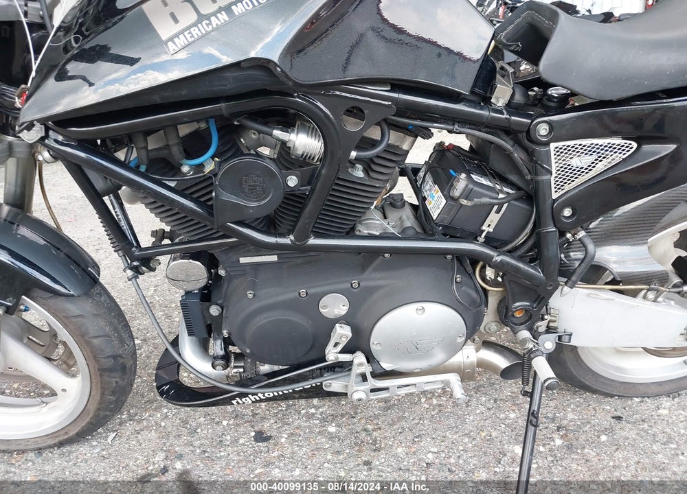 2000 BUELL LIGHTNING X1 VIN: 4MZSS11J0Y3202052