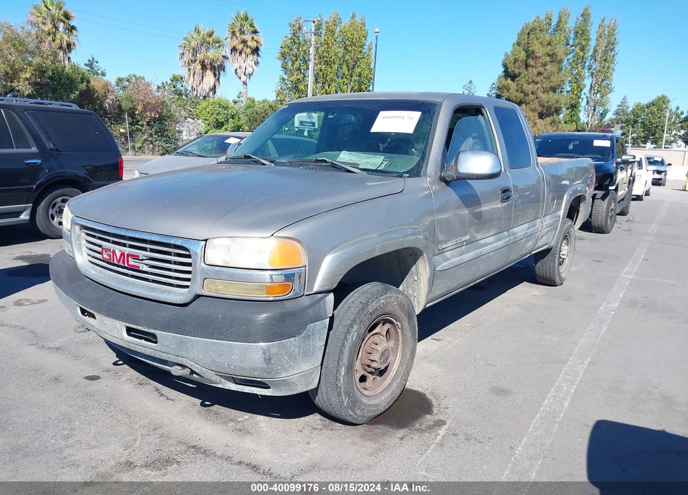 2002 GMC SIERRA 2500HD SLE VIN: 1GTHK29U12E304359