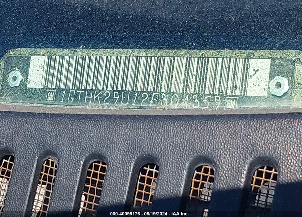 2002 GMC SIERRA 2500HD SLE VIN: 1GTHK29U12E304359