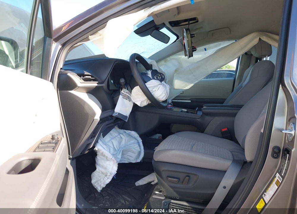 2023 TOYOTA SIENNA LE VIN: 5TDKRKECXPS142716