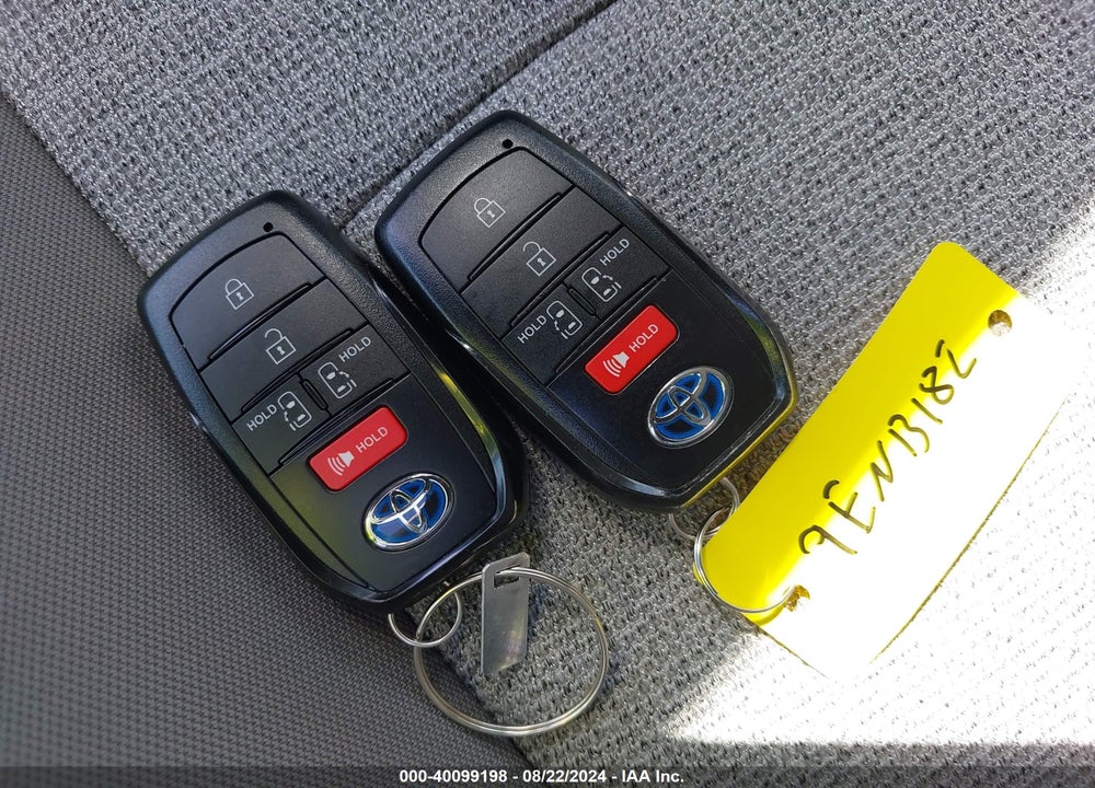 2023 TOYOTA SIENNA LE VIN: 5TDKRKECXPS142716