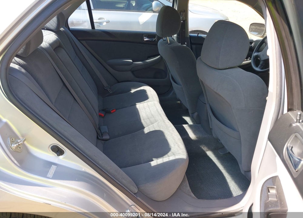 2007 HONDA ACCORD VIN: 1HGCM563X7A199032