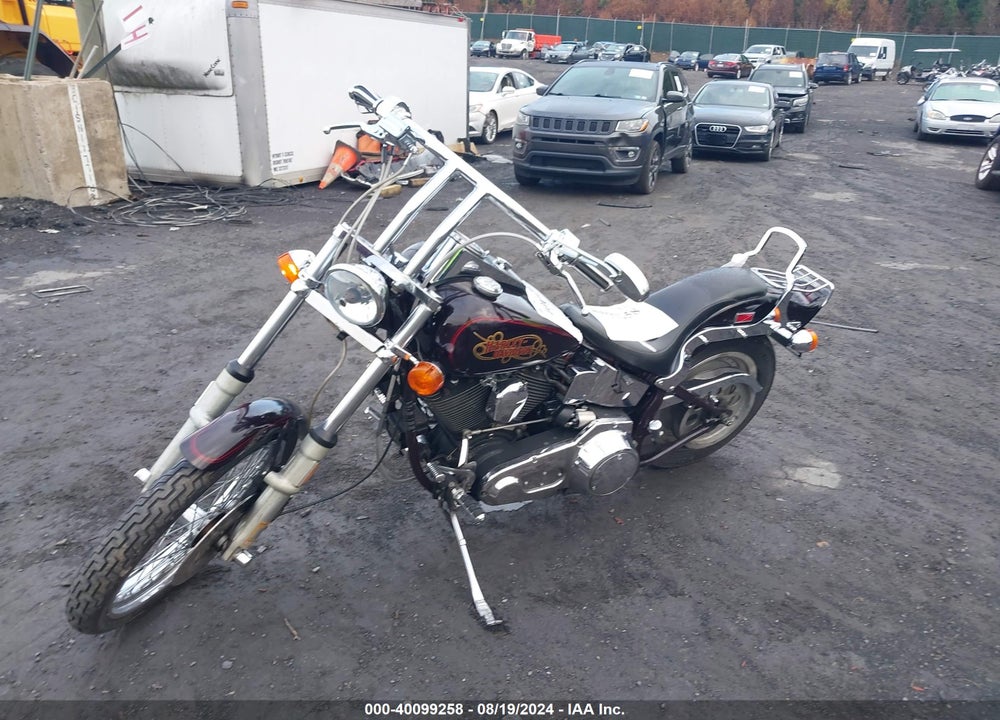 1988 HARLEY-DAVIDSON FXST CUSTOM VIN: 1HD1BKL1XJY015461