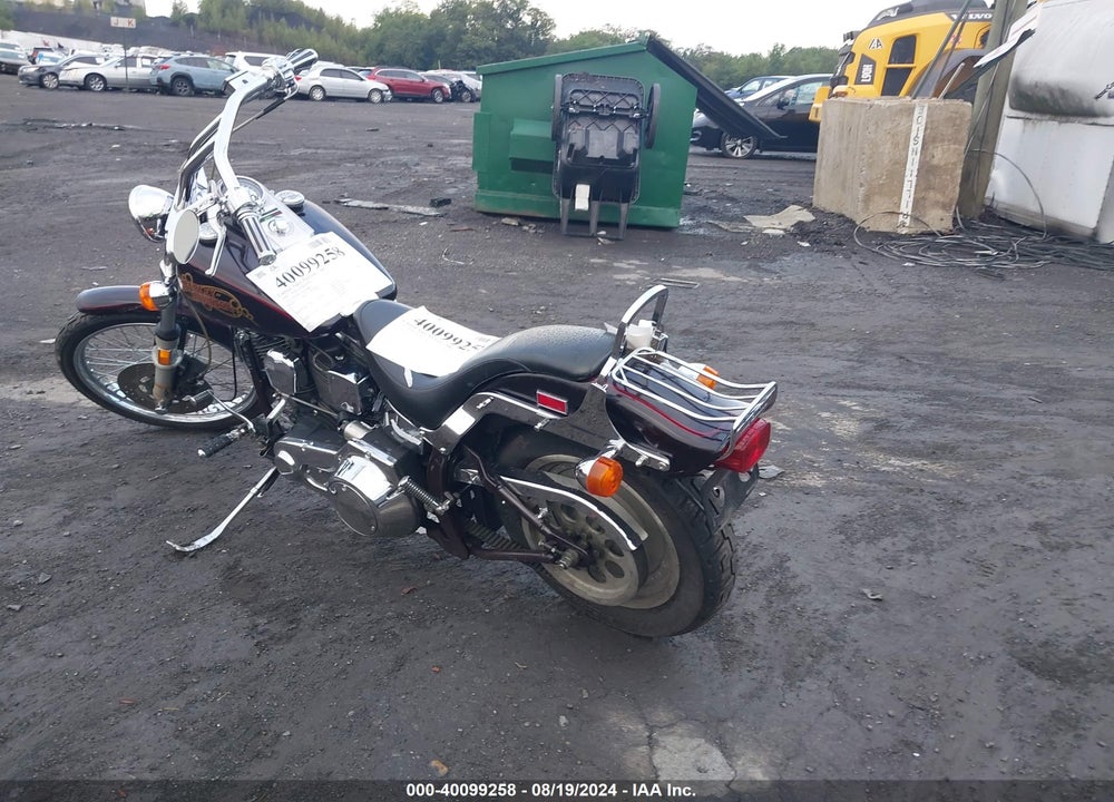 1988 HARLEY-DAVIDSON FXST CUSTOM VIN: 1HD1BKL1XJY015461