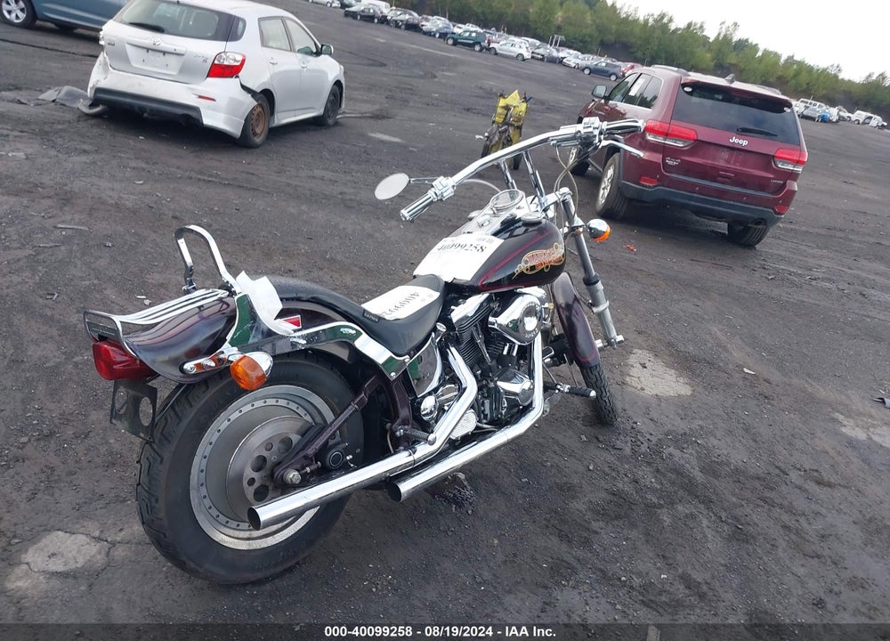 1988 HARLEY-DAVIDSON FXST CUSTOM VIN: 1HD1BKL1XJY015461