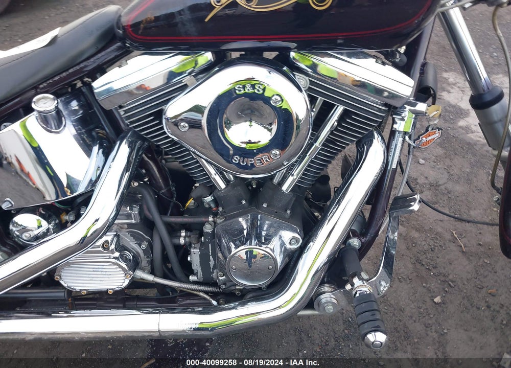 1988 HARLEY-DAVIDSON FXST CUSTOM VIN: 1HD1BKL1XJY015461