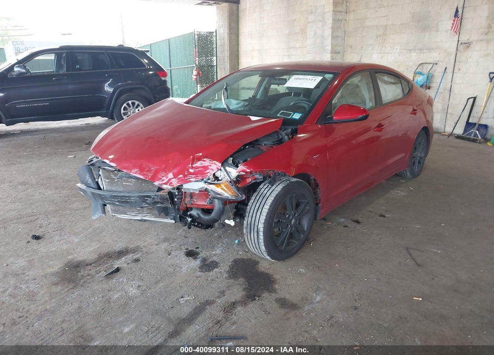 2018 HYUNDAI ELANTRA SEL VIN: 5NPD84LF4JH247513