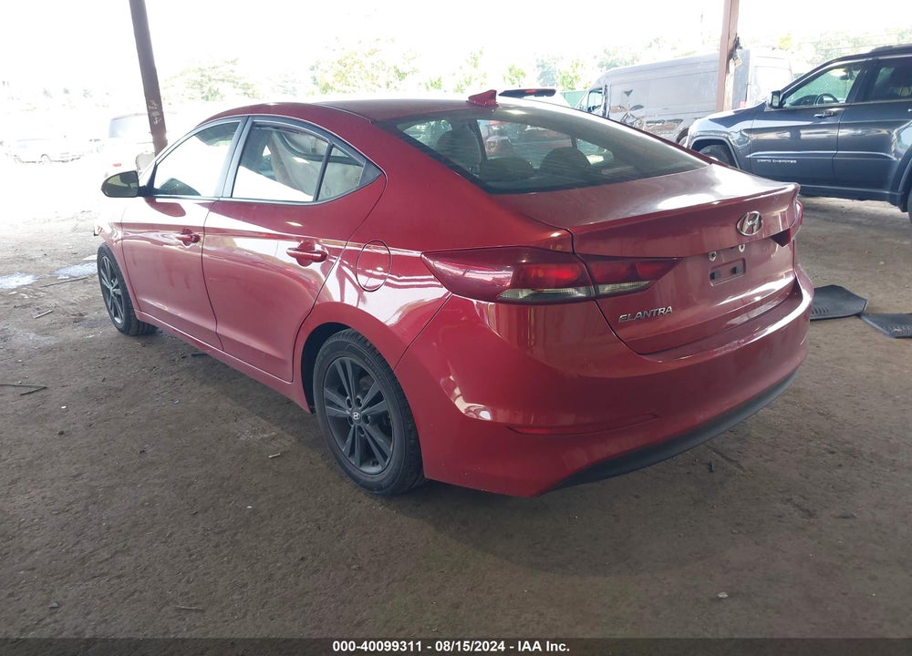 2018 HYUNDAI ELANTRA SEL VIN: 5NPD84LF4JH247513
