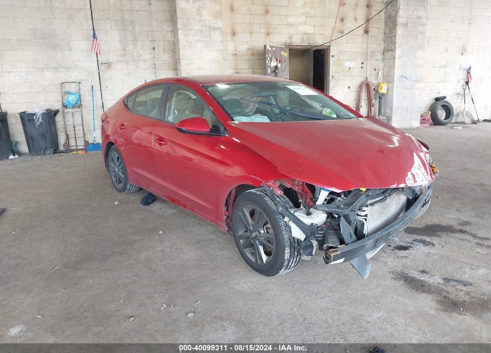 2018 HYUNDAI ELANTRA SEL VIN: 5NPD84LF4JH247513