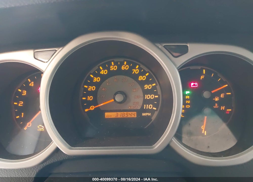 2004 TOYOTA 4RUNNER SR5 V6 VIN: JTEBU14R648014919