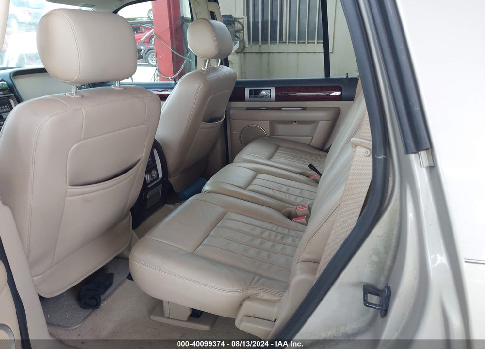 2005 LINCOLN NAVIGATOR VIN: 5LMFU27515LJ07035