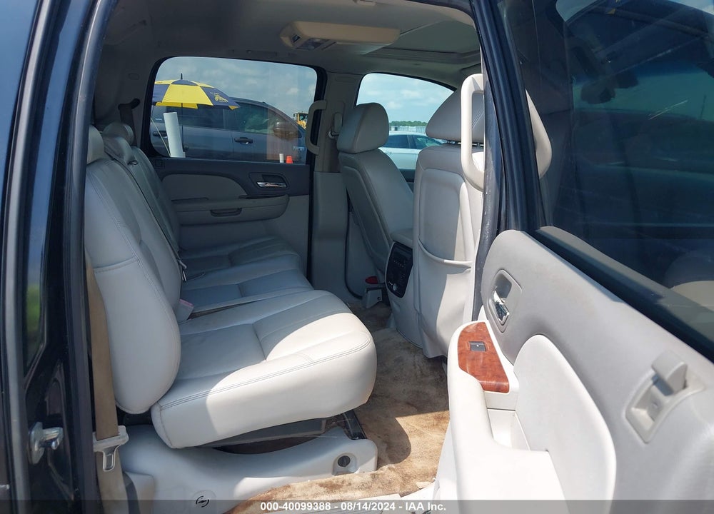 2007 CHEVROLET AVALANCHE 1500 LTZ VIN: 3GNEC12017G154049