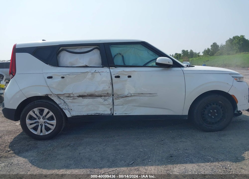 2020 KIA SOUL LX VIN: KNDJ23AU8L7717520
