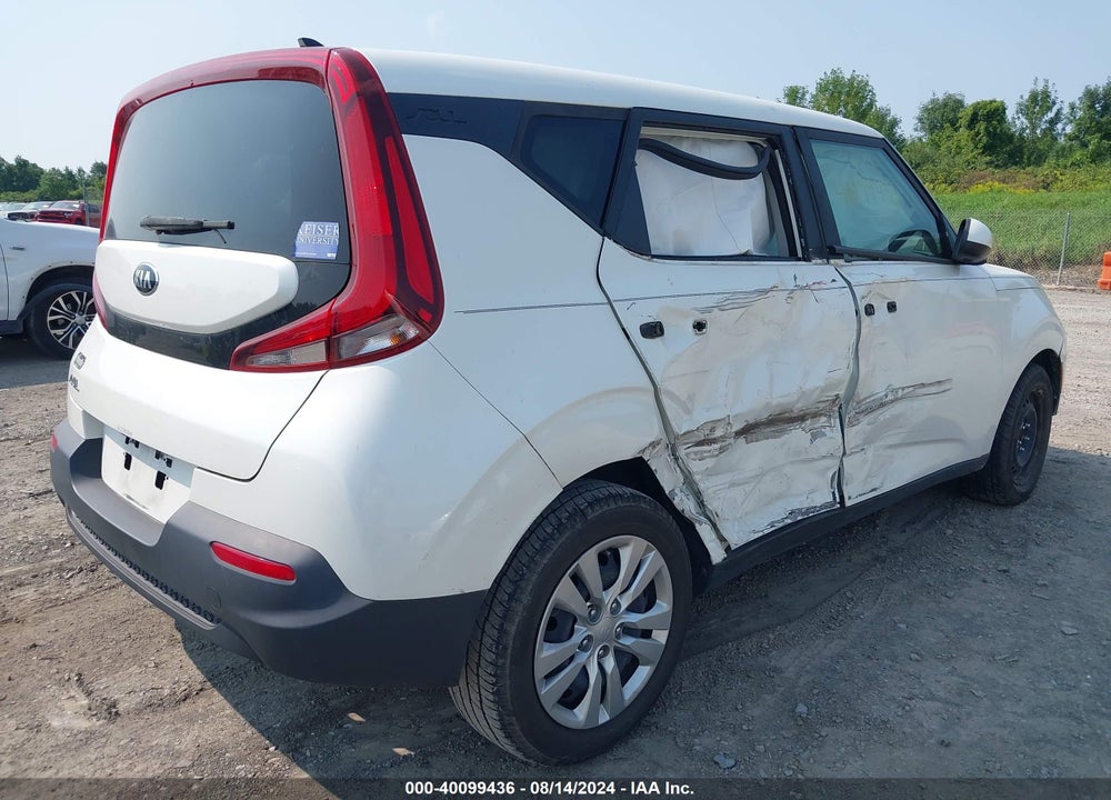 2020 KIA SOUL LX VIN: KNDJ23AU8L7717520