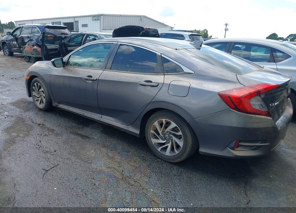 2018 HONDA CIVIC EX VIN: 19XFC2F72JE203000