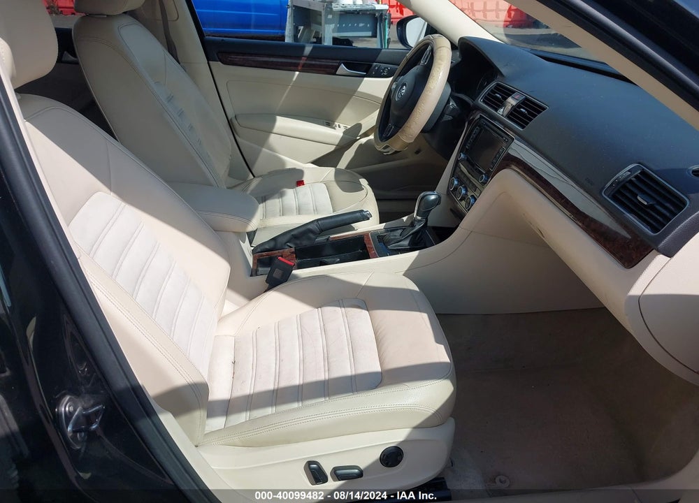 2012 VOLKSWAGEN PASSAT 2.0L TDI SEL PREMIUM VIN: 1VWCN7A33CC002549
