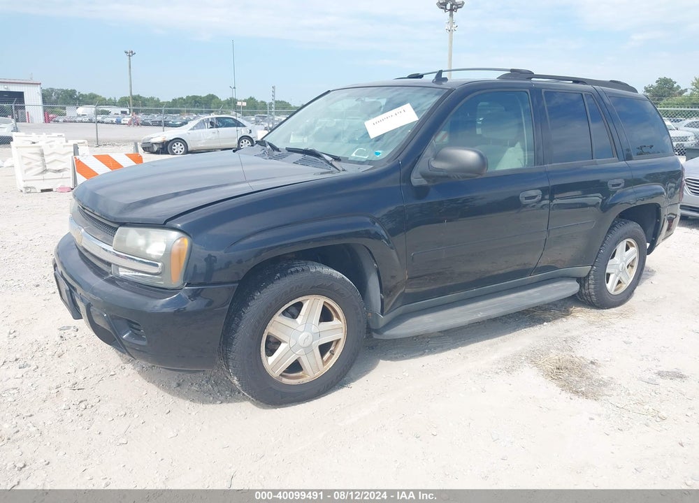 2007 CHEVROLET TRAILBLAZER LS VIN: 1GNDT13S372211002