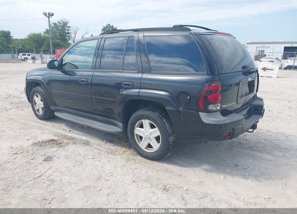 2007 CHEVROLET TRAILBLAZER LS VIN: 1GNDT13S372211002