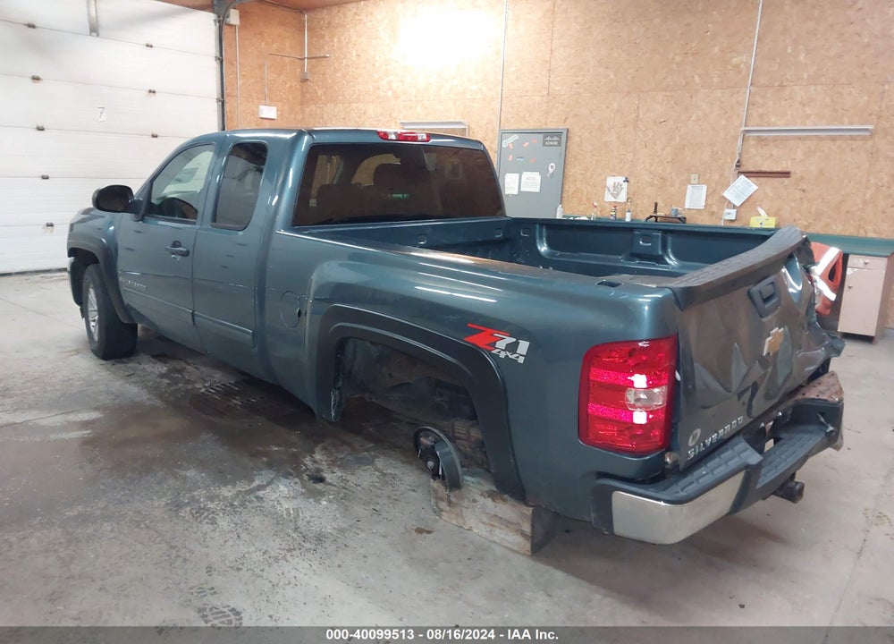 2009 CHEVROLET SILVERADO 1500 LT VIN: 1GCEK29J29Z145377