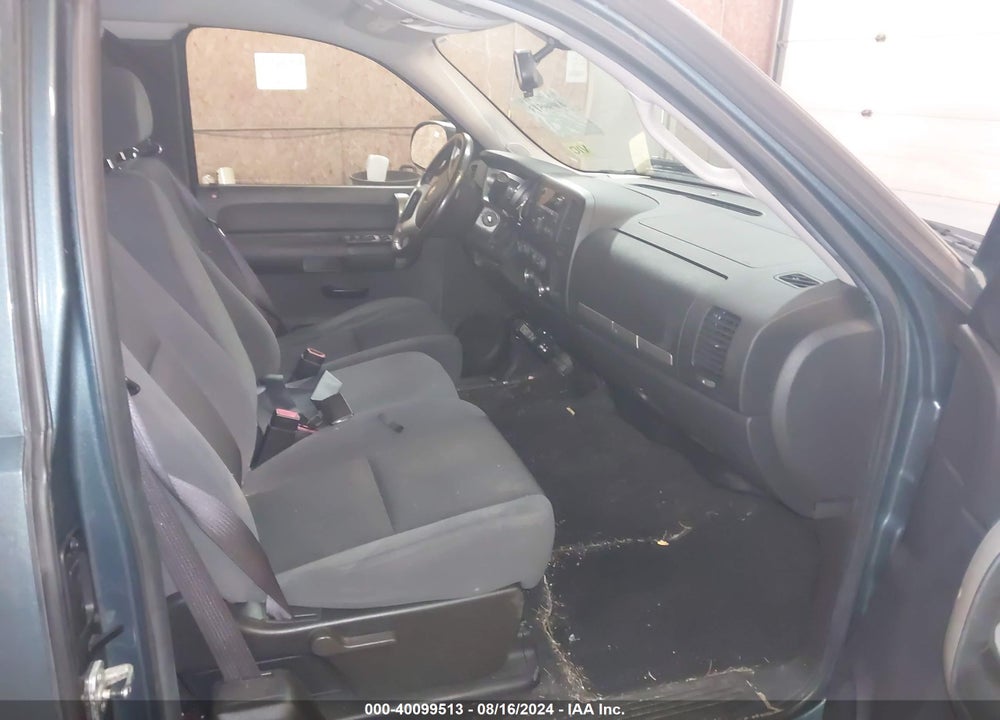 2009 CHEVROLET SILVERADO 1500 LT VIN: 1GCEK29J29Z145377