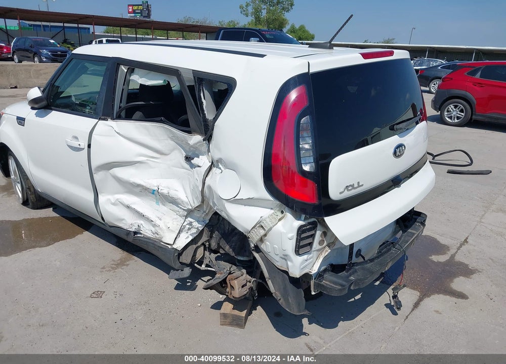 2019 KIA SOUL VIN: KNDJP3A5XK7698302