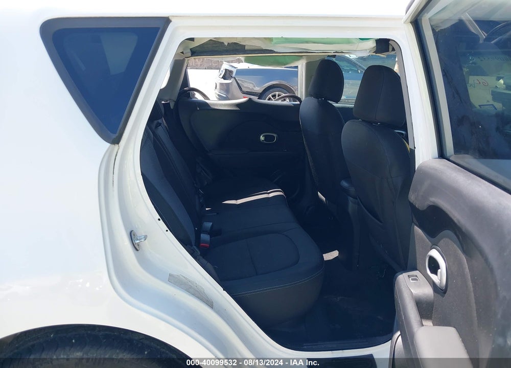 2019 KIA SOUL VIN: KNDJP3A5XK7698302