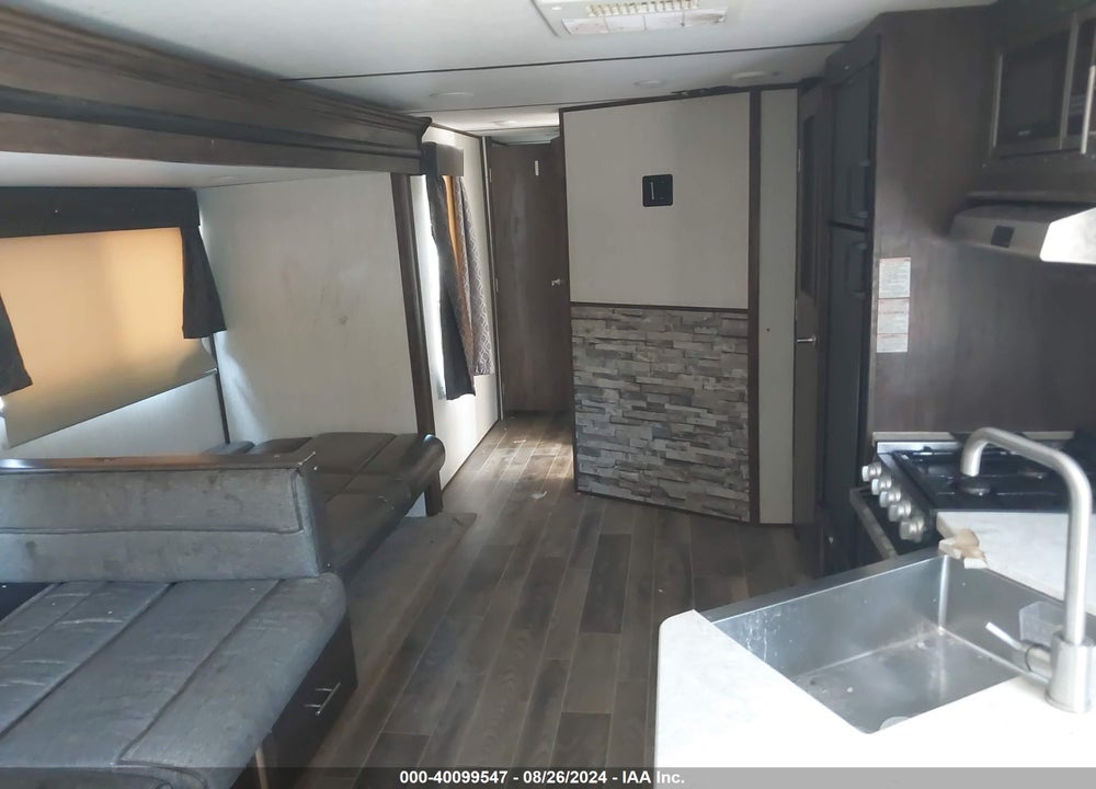 2019 FOREST RIVER TRAVEL TRLR VIN: 5ZT2CKUB6K2301739