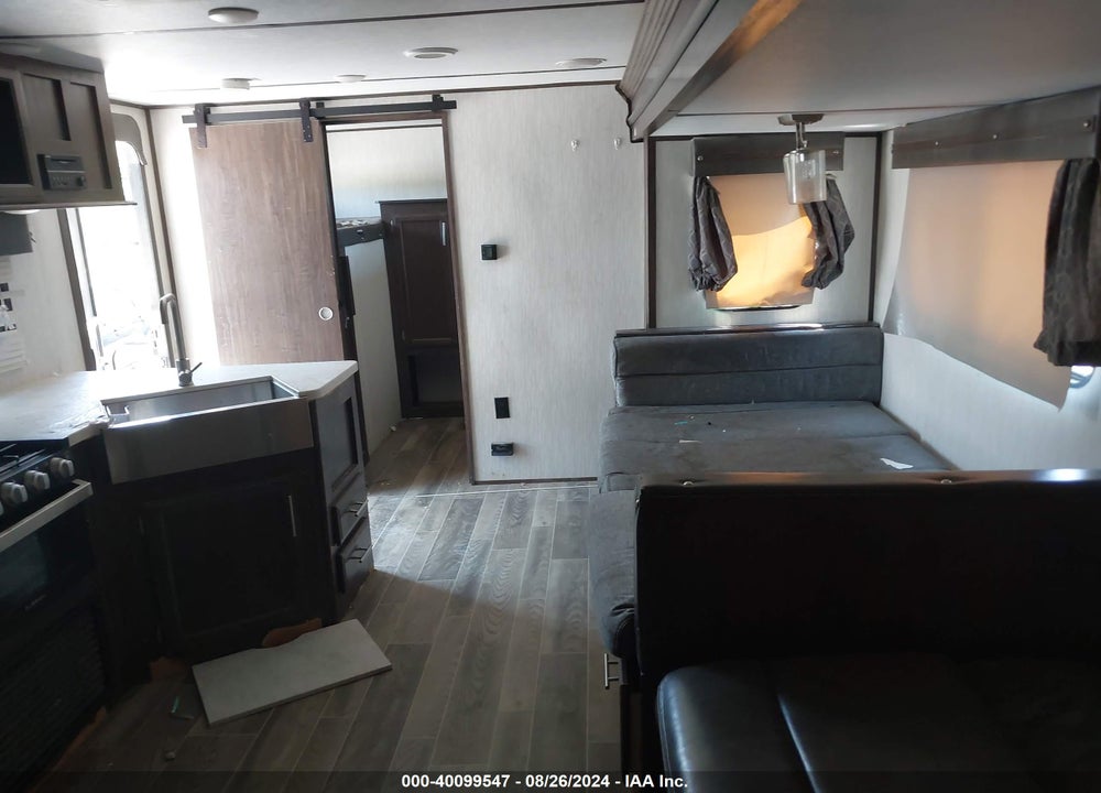 2019 FOREST RIVER TRAVEL TRLR VIN: 5ZT2CKUB6K2301739