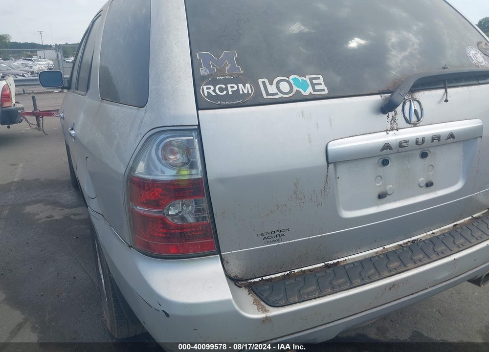 2004 ACURA MDX VIN: 2HNYD18284H558001