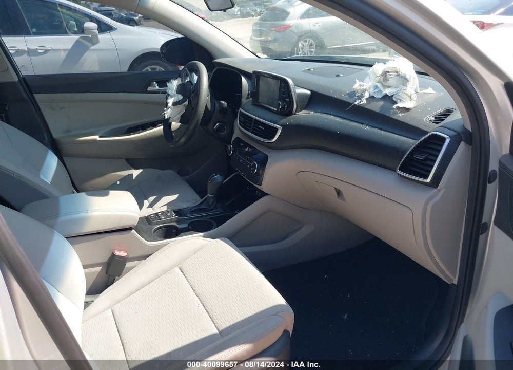 2019 HYUNDAI TUCSON SE VIN: KM8J2CA46KU951988