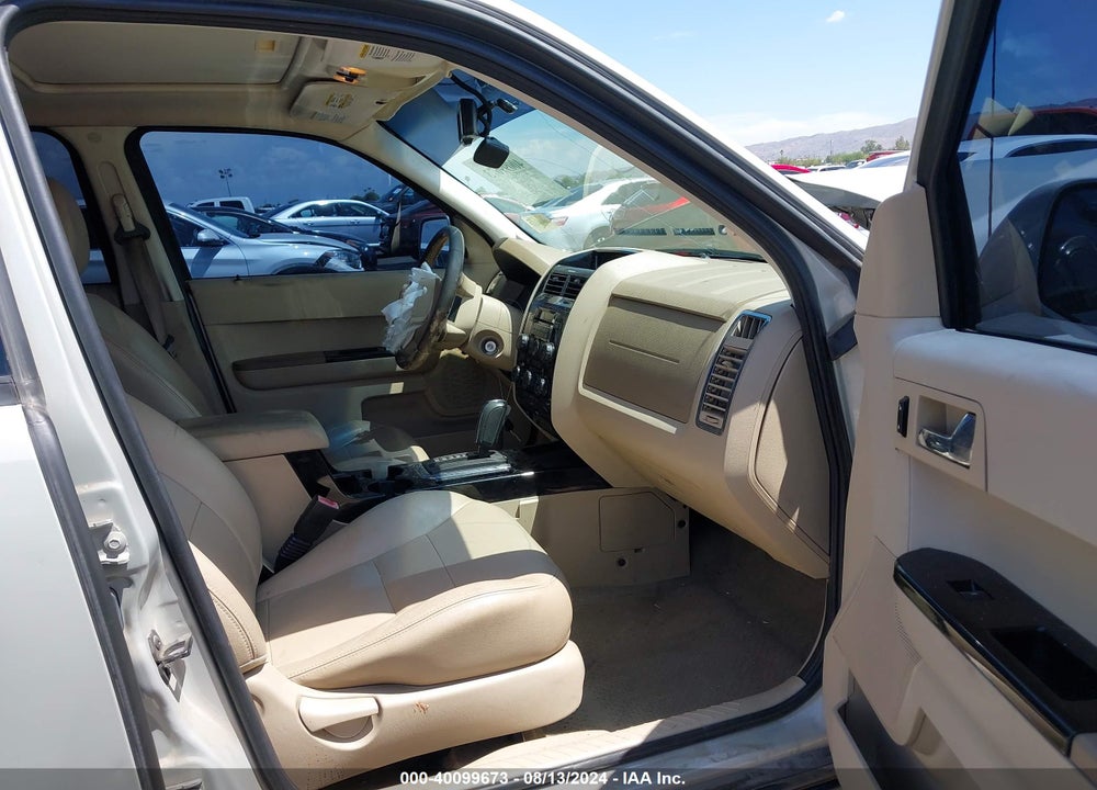 2008 FORD ESCAPE VIN: 1FMCU94138KC15036
