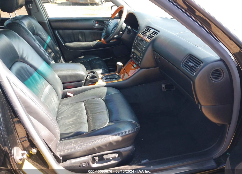 1998 LEXUS LS 400 VIN: JT8BH28F8W0122165