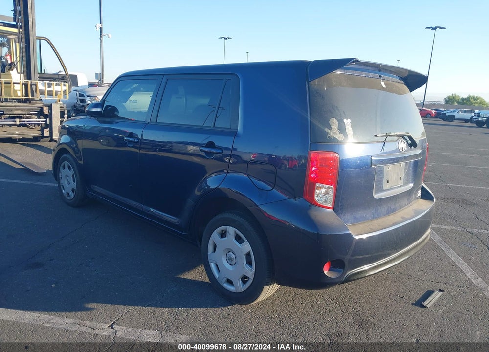 2013 SCION XB VIN: JTLZE4FE8DJ042732