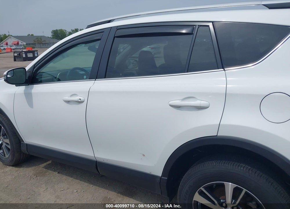 2016 TOYOTA RAV4 XLE VIN: 2T3RFREV0GW499984