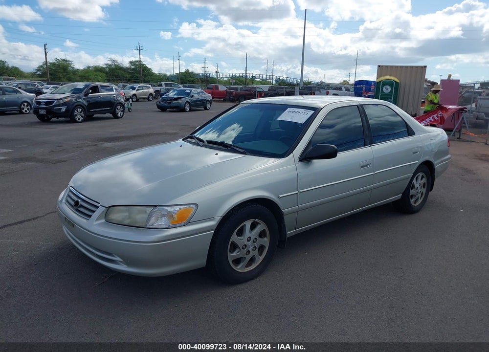 2000 TOYOTA CAMRY VIN: JT2BG22K0Y0385563