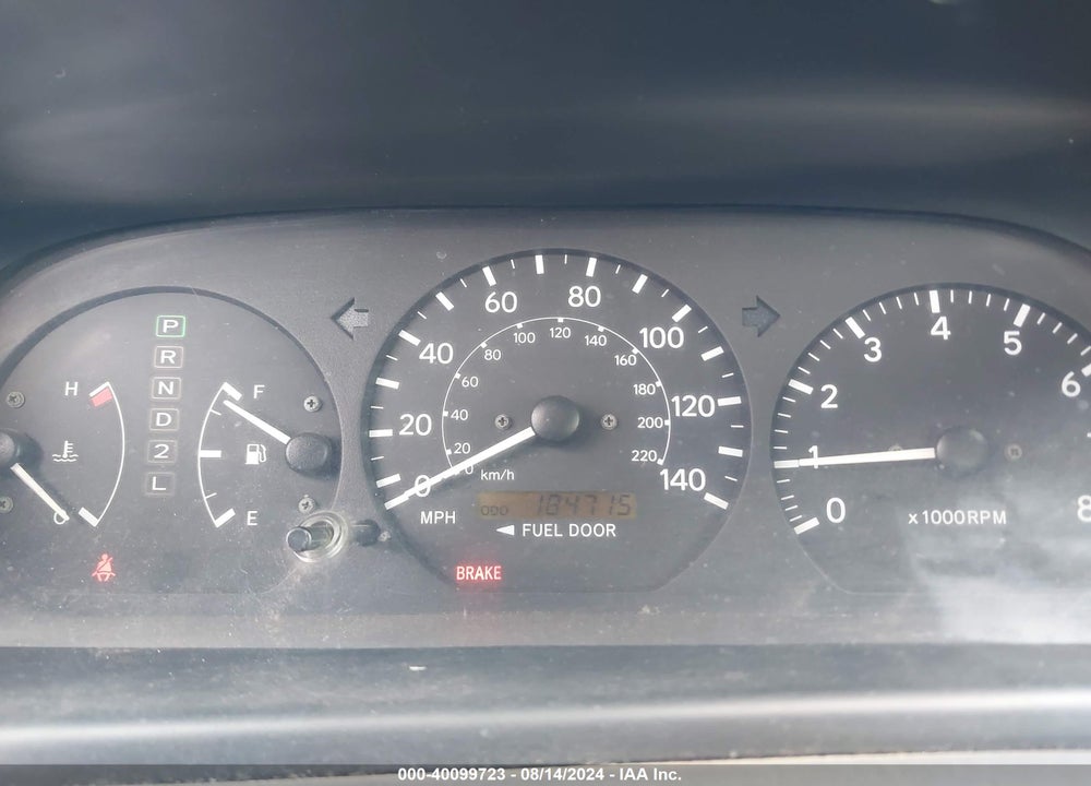 2000 TOYOTA CAMRY VIN: JT2BG22K0Y0385563