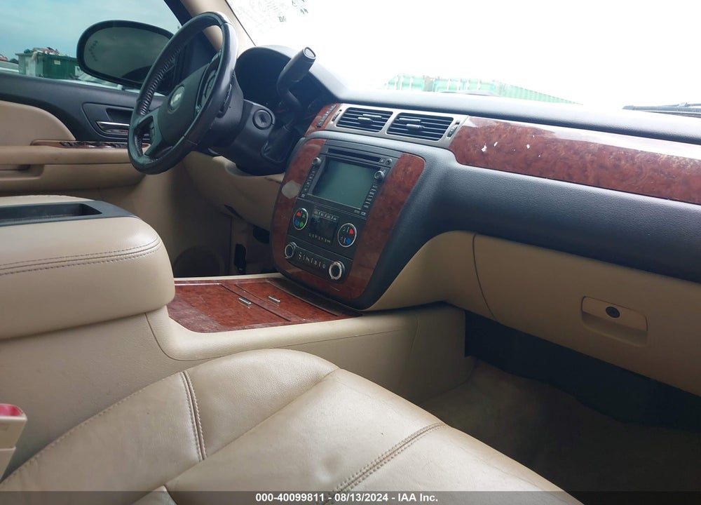 2008 CHEVROLET SUBURBAN 1500 LTZ VIN: 3GNFK16398G198989