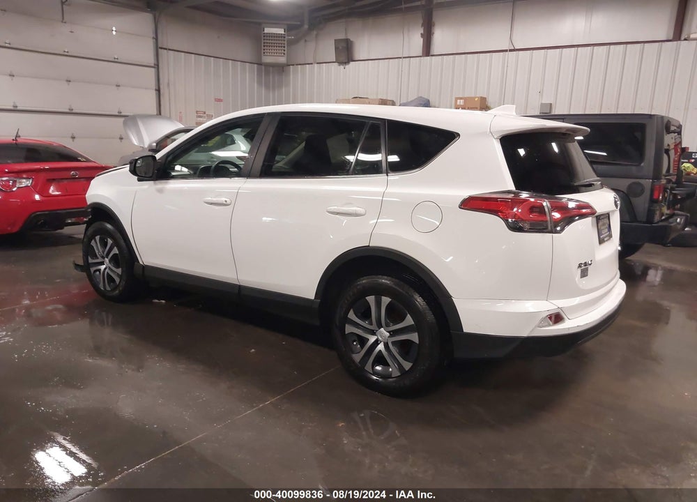 2018 TOYOTA RAV4 LE VIN: 2T3BFREV3JW853988
