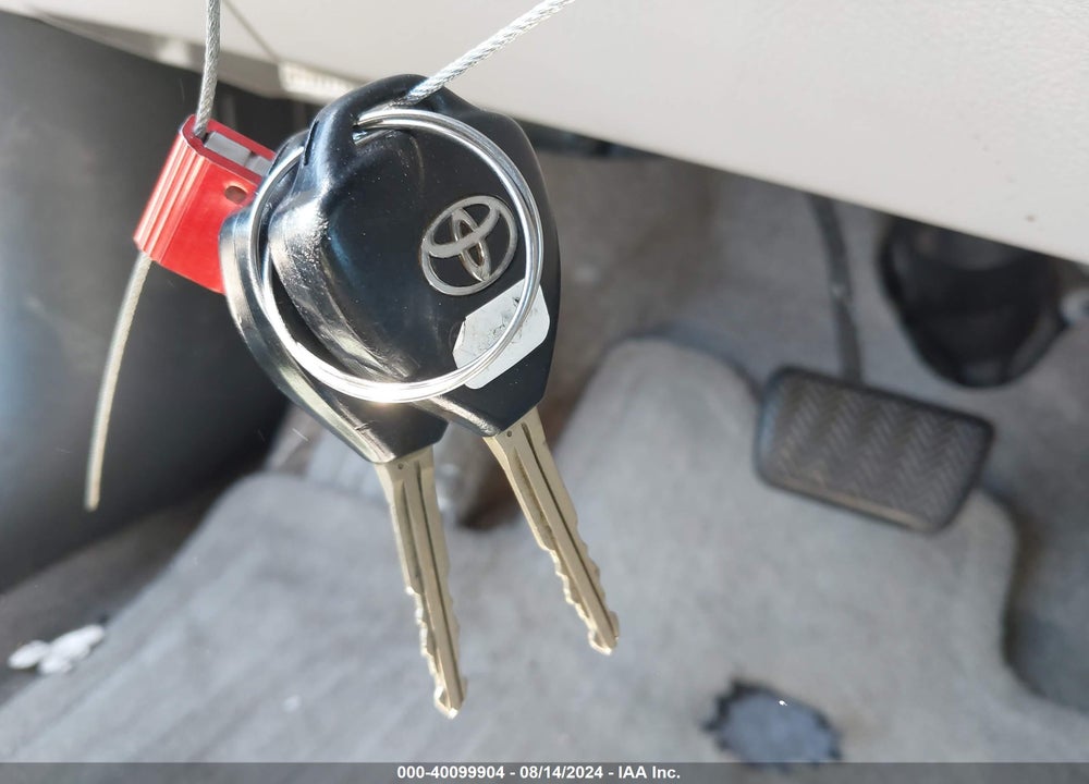 2010 TOYOTA RAV4 VIN: JTMBF4DV7AD022642