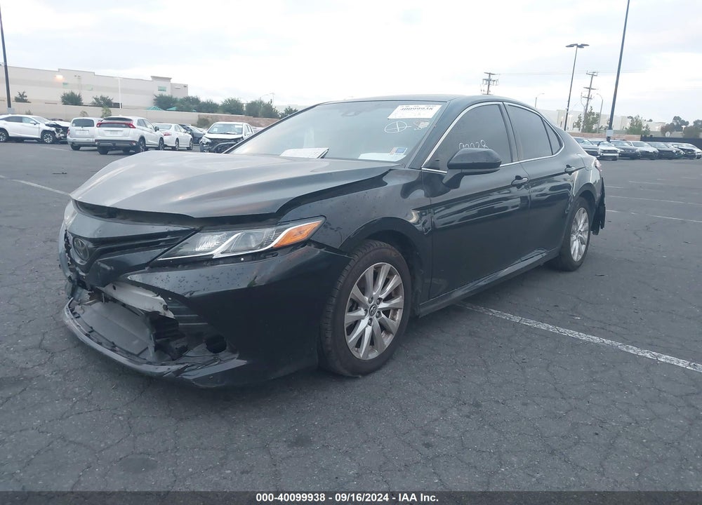 2018 TOYOTA CAMRY LE VIN: JTNB11HK4J3017655