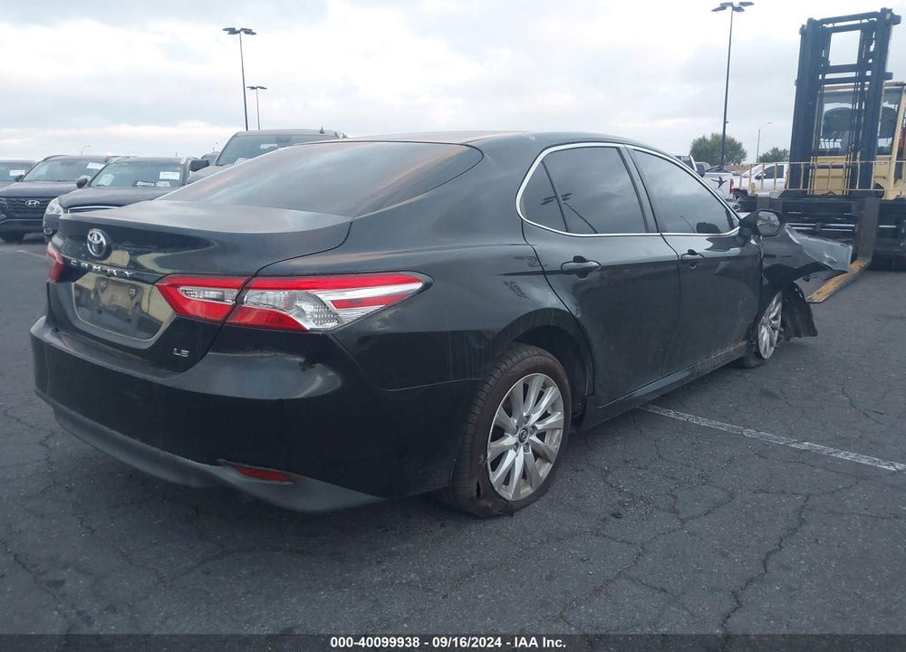 2018 TOYOTA CAMRY LE VIN: JTNB11HK4J3017655