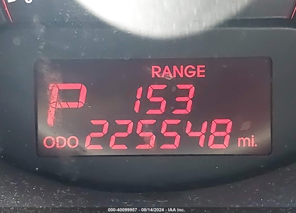 2011 KIA SORENTO LX VIN: 5XYKT3A1XBG099416