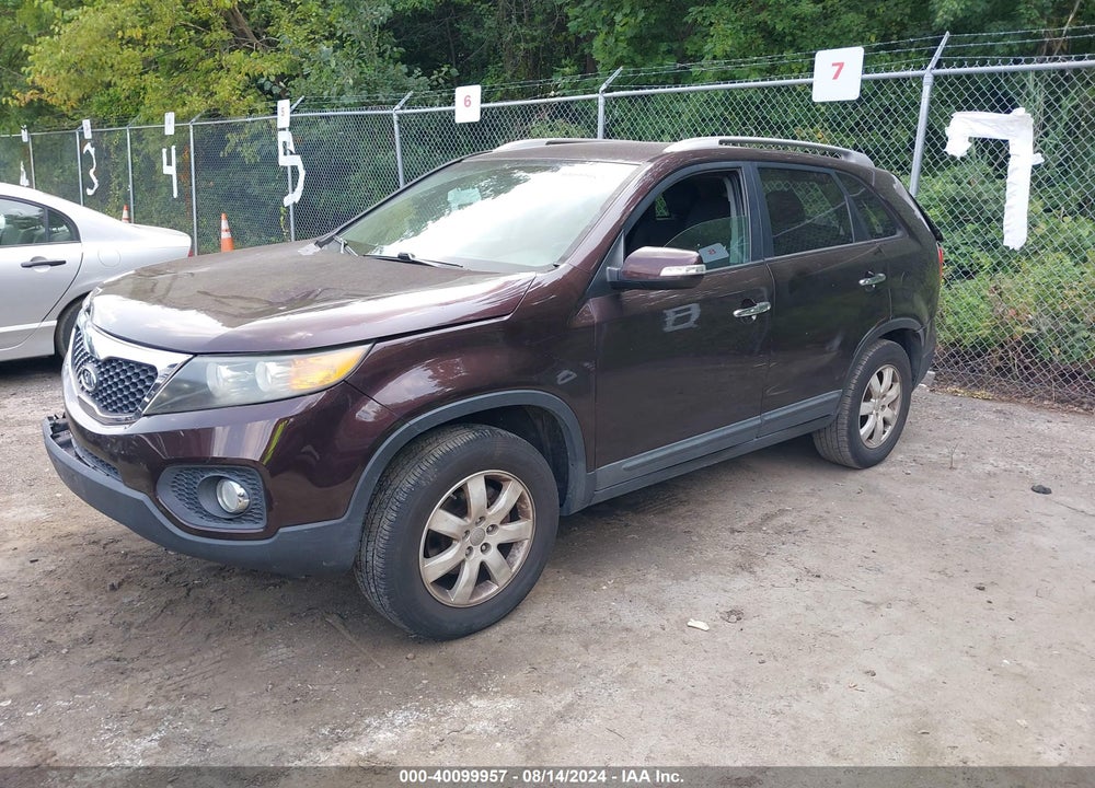 2011 KIA SORENTO LX VIN: 5XYKT3A1XBG099416