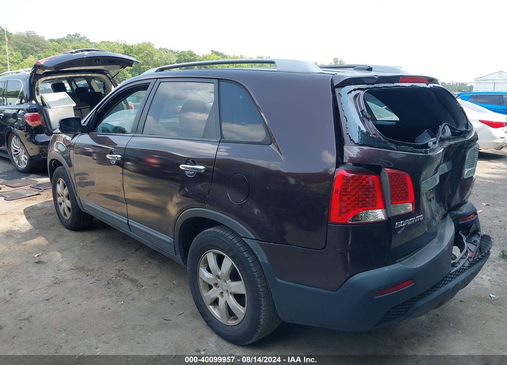 2011 KIA SORENTO LX VIN: 5XYKT3A1XBG099416