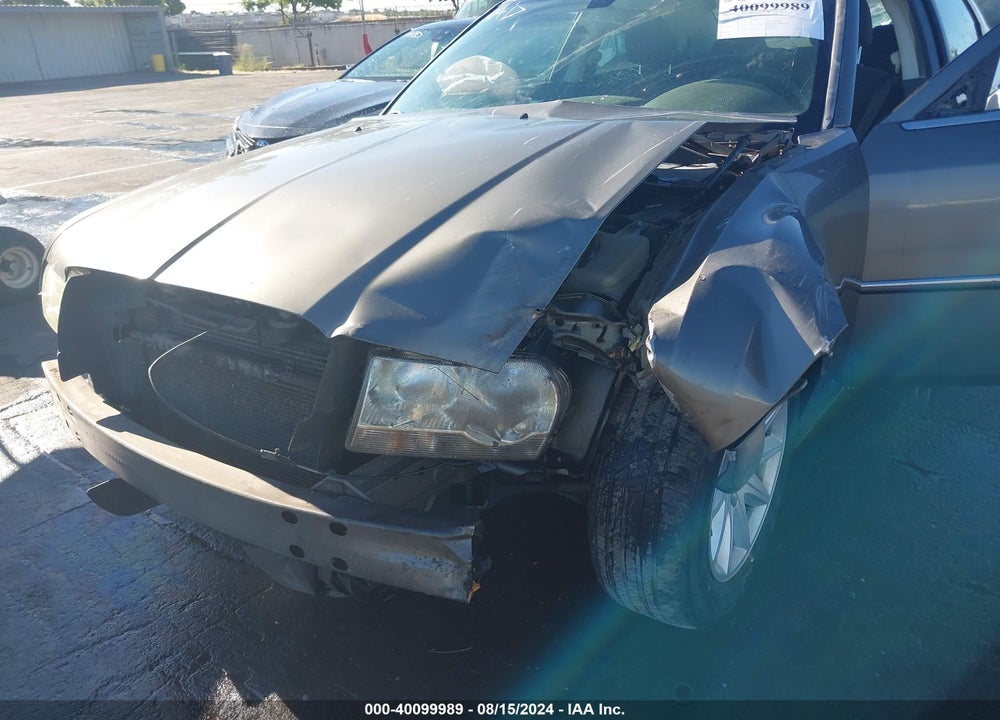 2008 CHRYSLER 300 LX VIN: 2C3KA43R28H105528