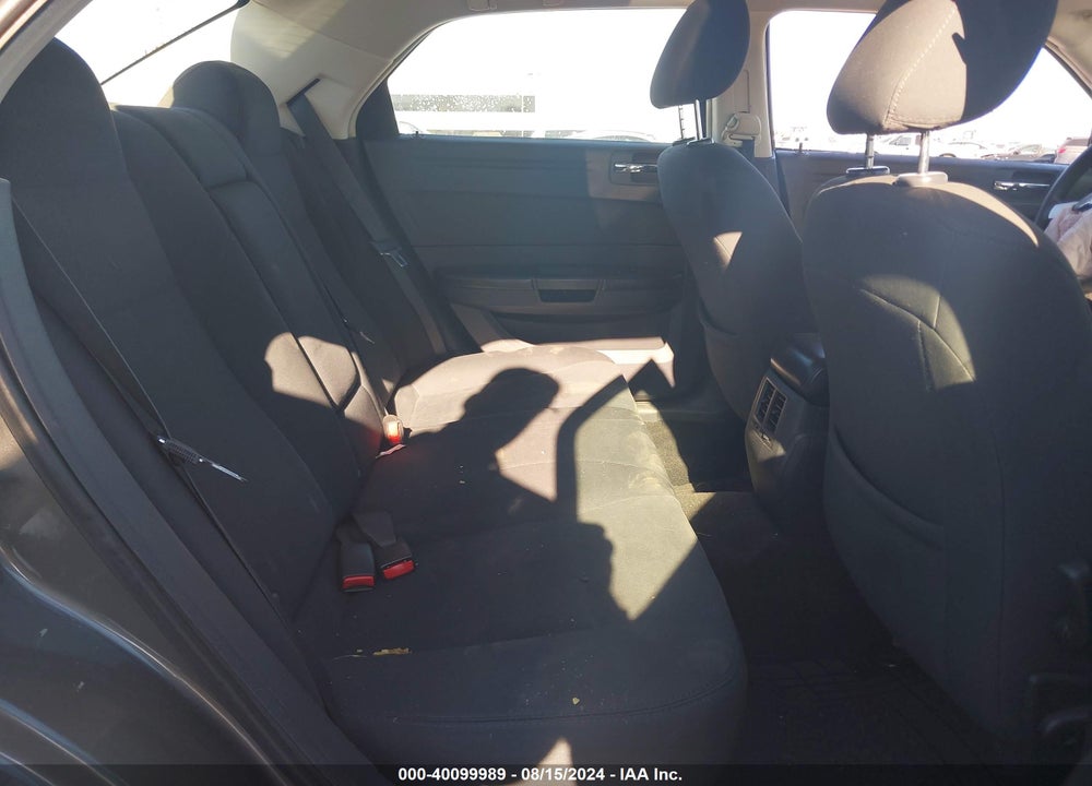 2008 CHRYSLER 300 LX VIN: 2C3KA43R28H105528
