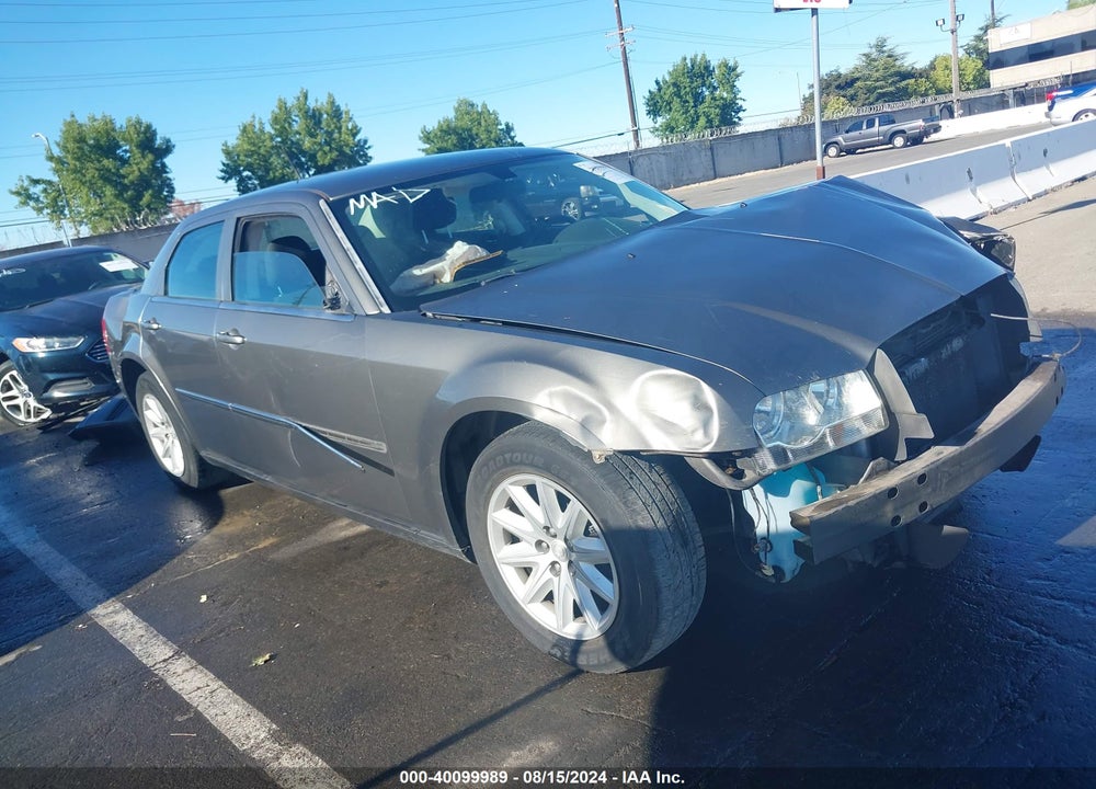 2008 CHRYSLER 300 LX VIN: 2C3KA43R28H105528